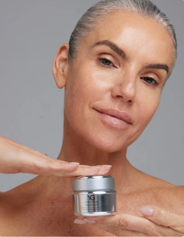 NiaPolish NAD+ Boosting 3D Exfoliator - Image 2